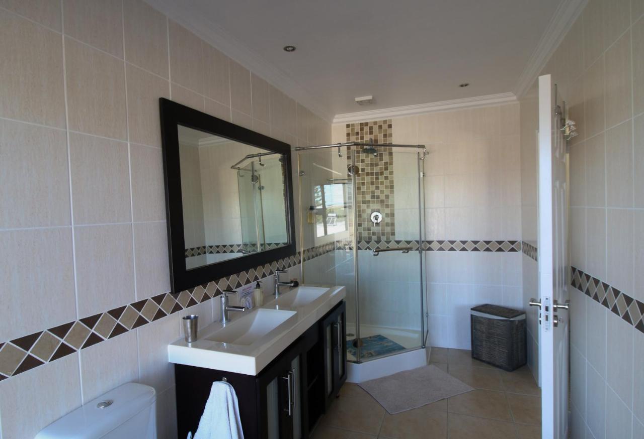 Port House Hotel Bloubergstrand Eksteriør billede