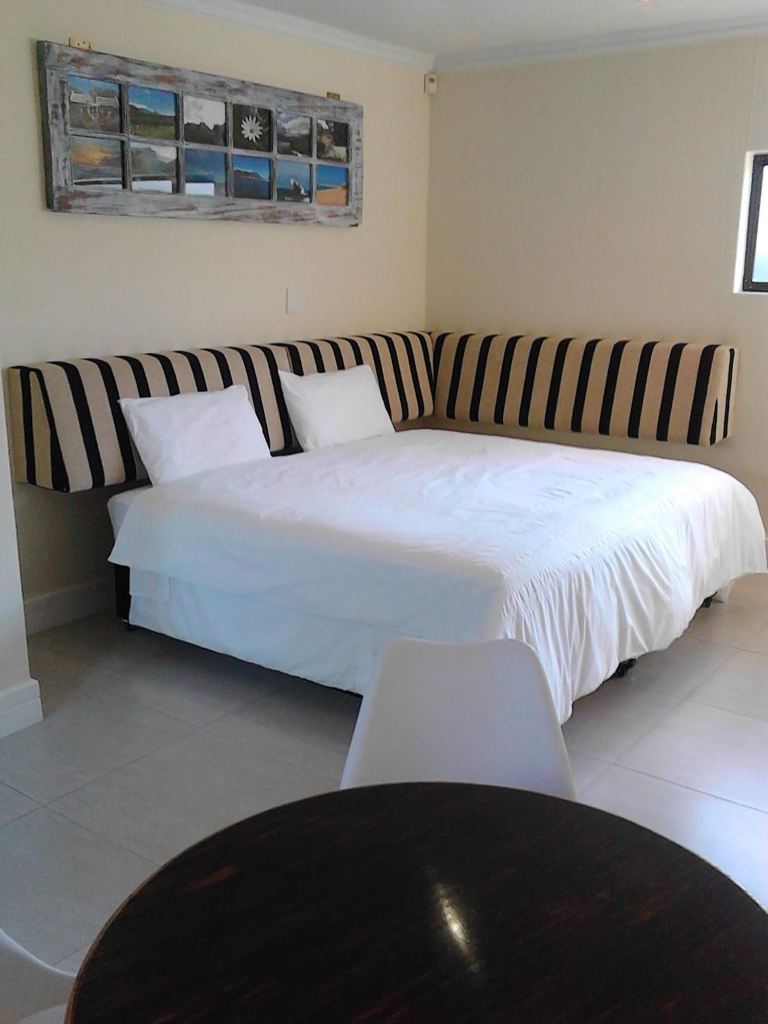 Port House Hotel Bloubergstrand Eksteriør billede