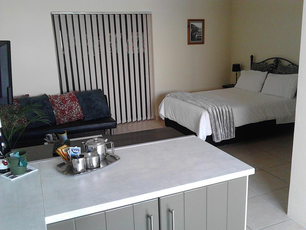 Port House Hotel Bloubergstrand Eksteriør billede